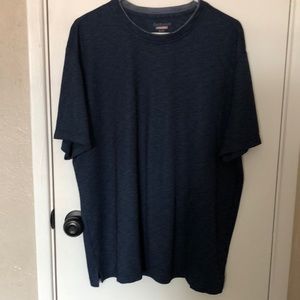 Navy Van Heusen t shirt